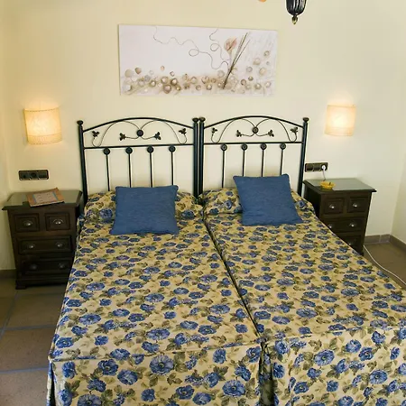 Avenida Playa 2* Zahara de los Atunes